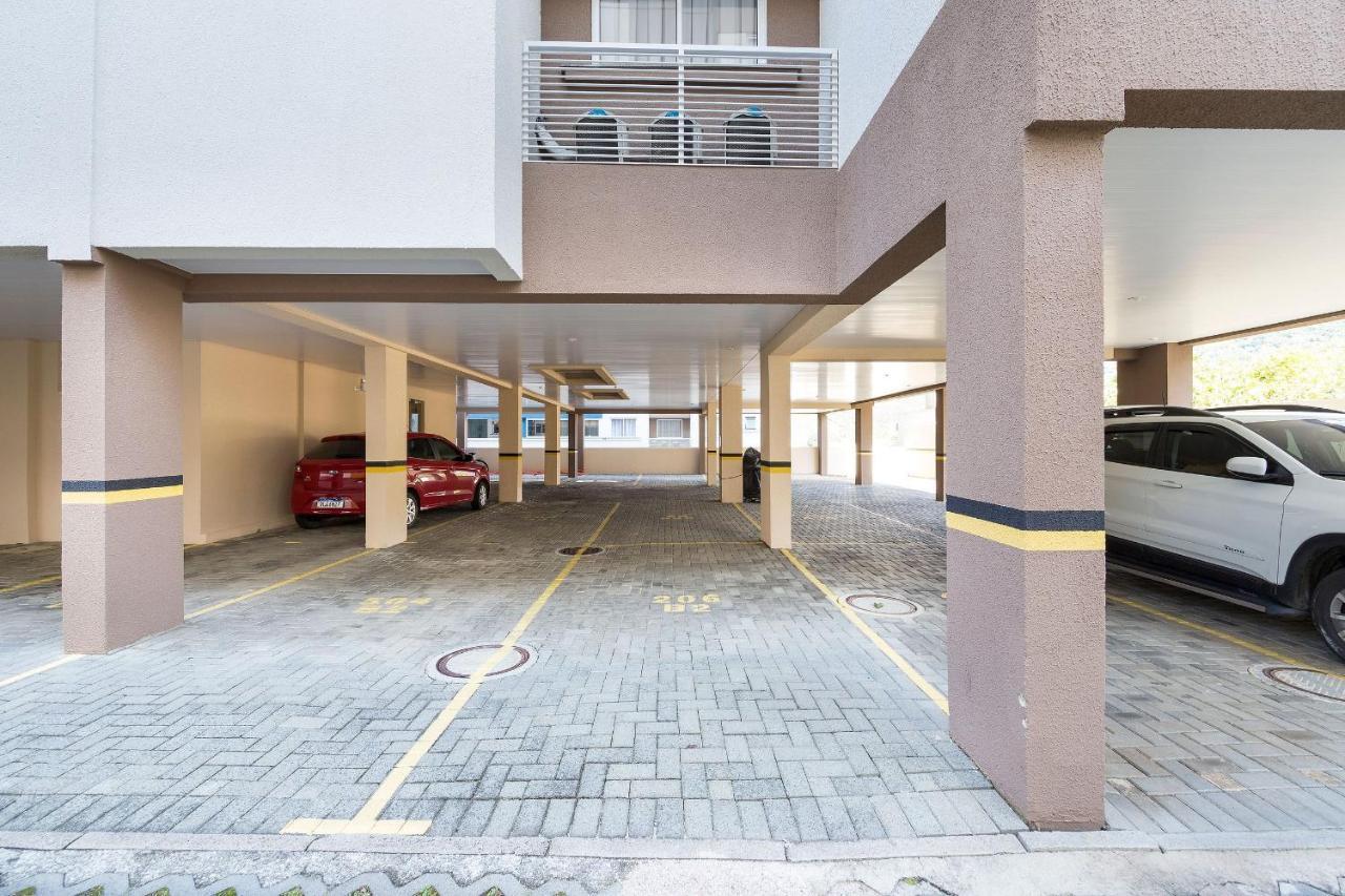 Cardeal 206B - Aconchegante Apartamento Na Praia De Bombas - 2 Dormitorios 5 Pessoas - Бомбиняс Екстериор снимка